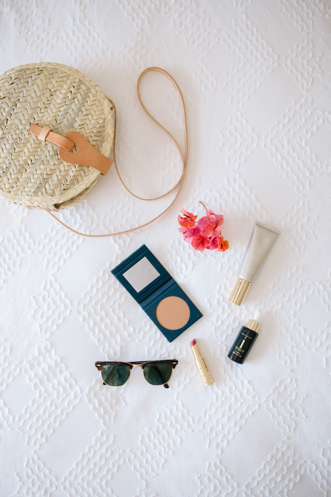 How_to_Update_Your_Makeup_Bag_for_Clean_Summer_Beauty